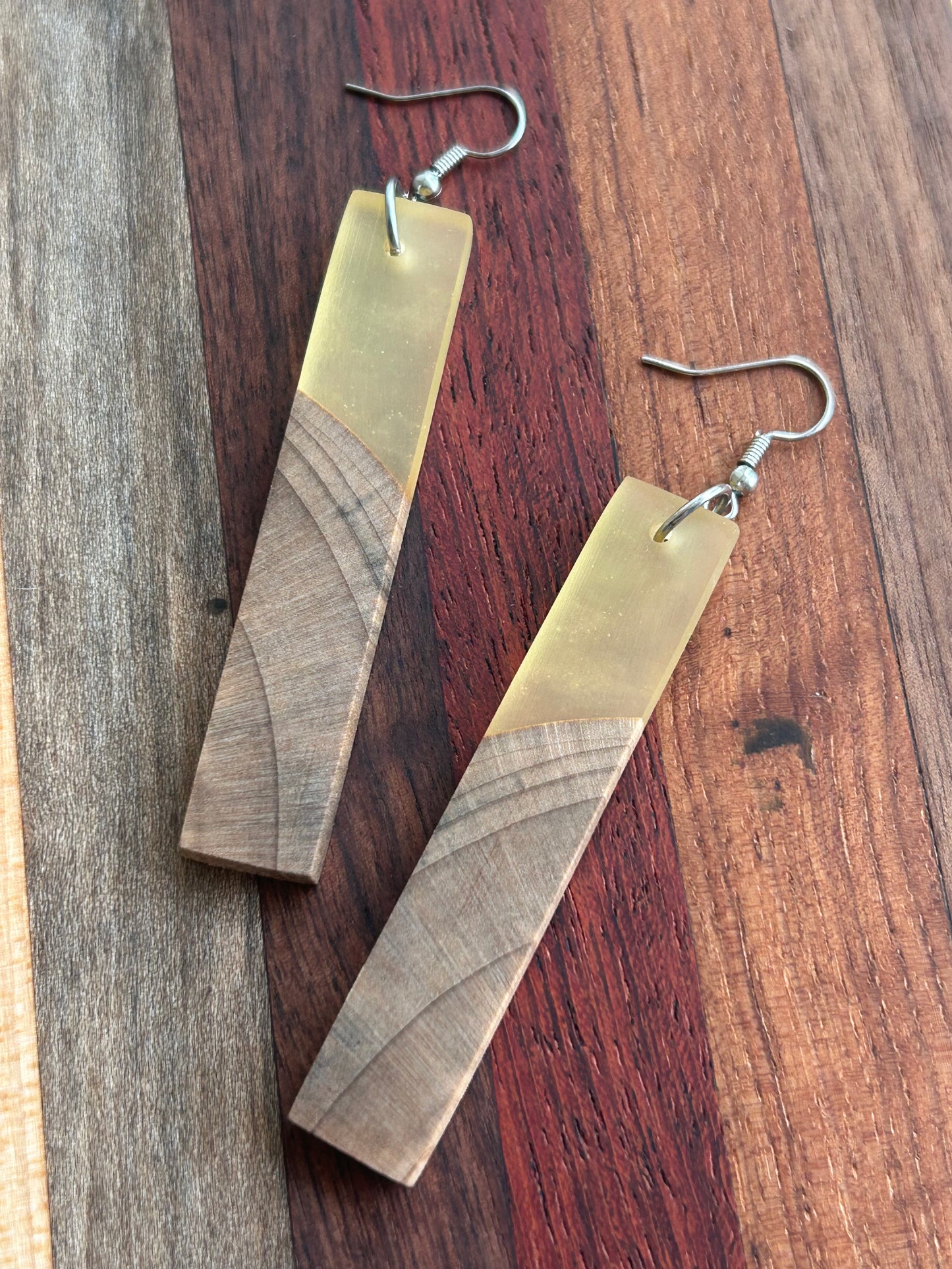Maple w/ Aureolin Yellow Skinny