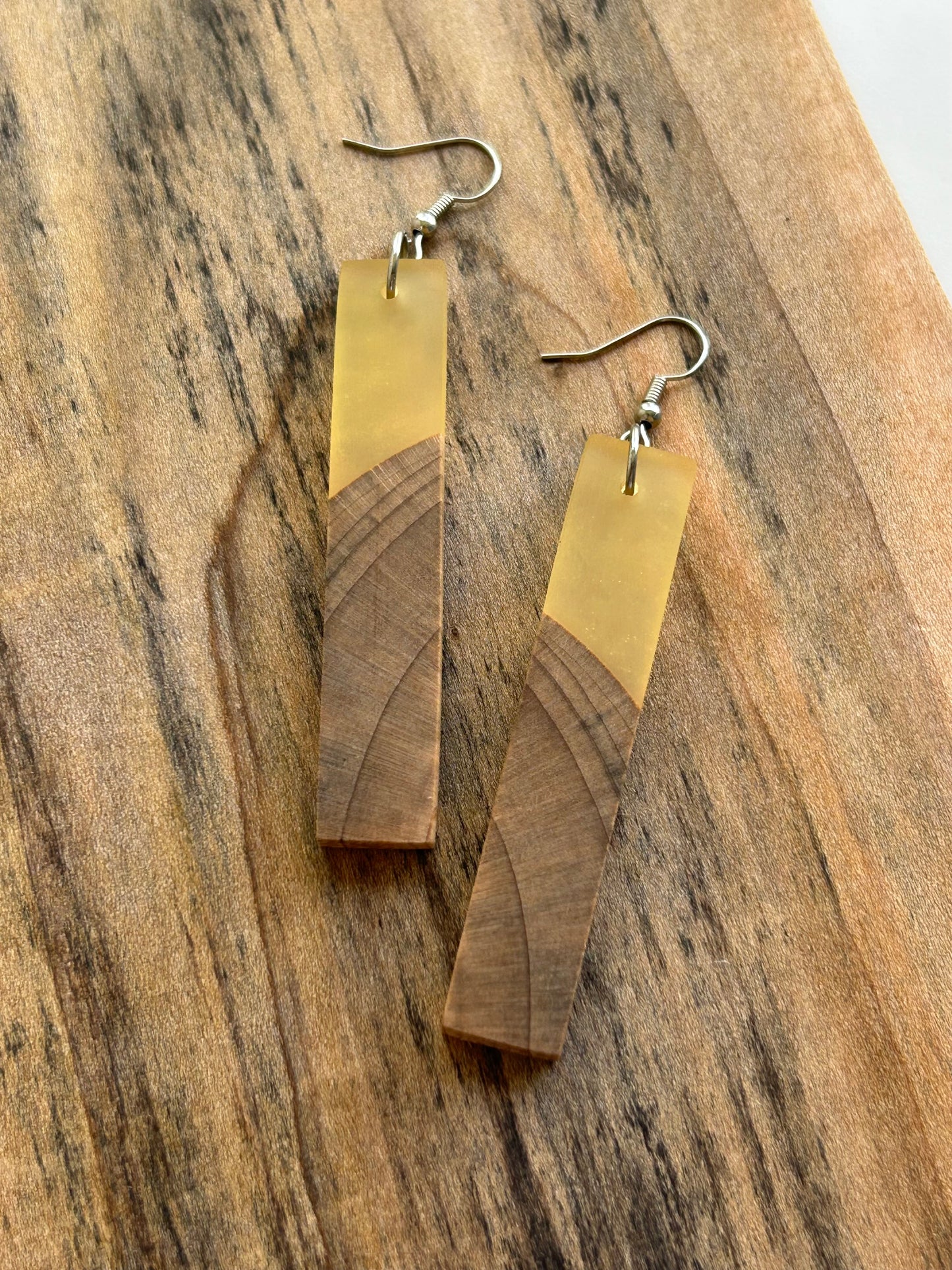 Maple w/ Aureolin Yellow Skinny