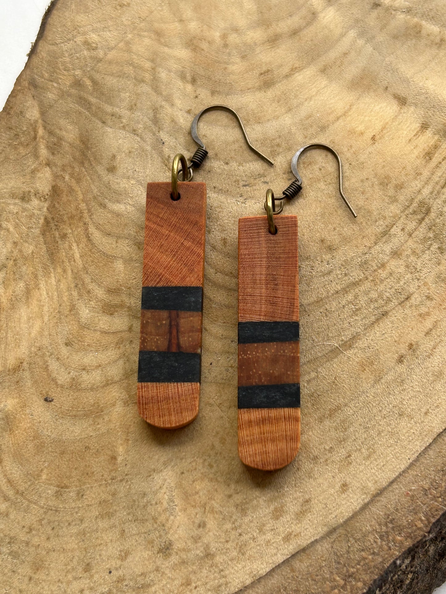 Cherry and Pecan w/ Black Onyx Stripes Shorty