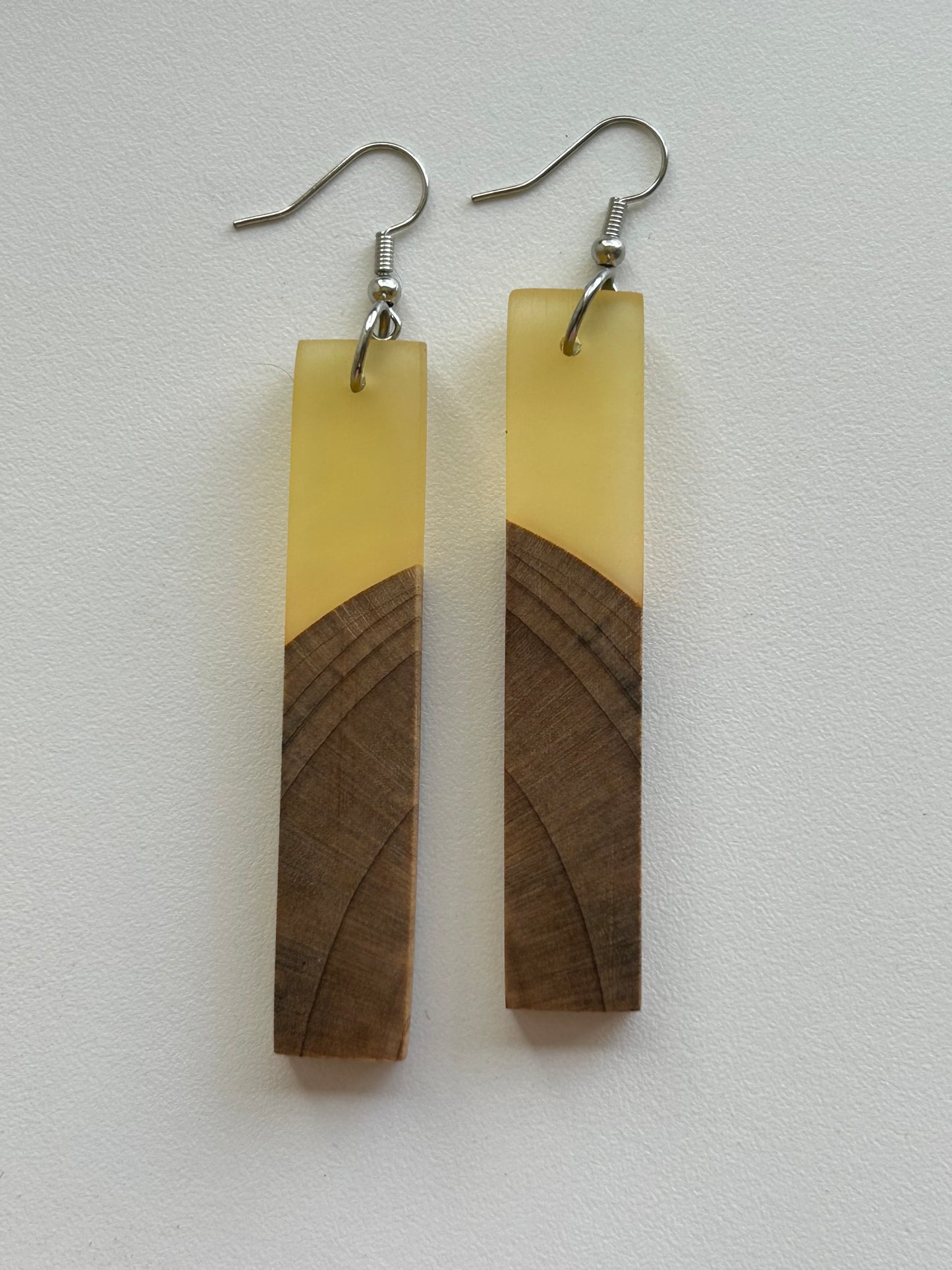 Maple w/ Aureolin Yellow Skinny