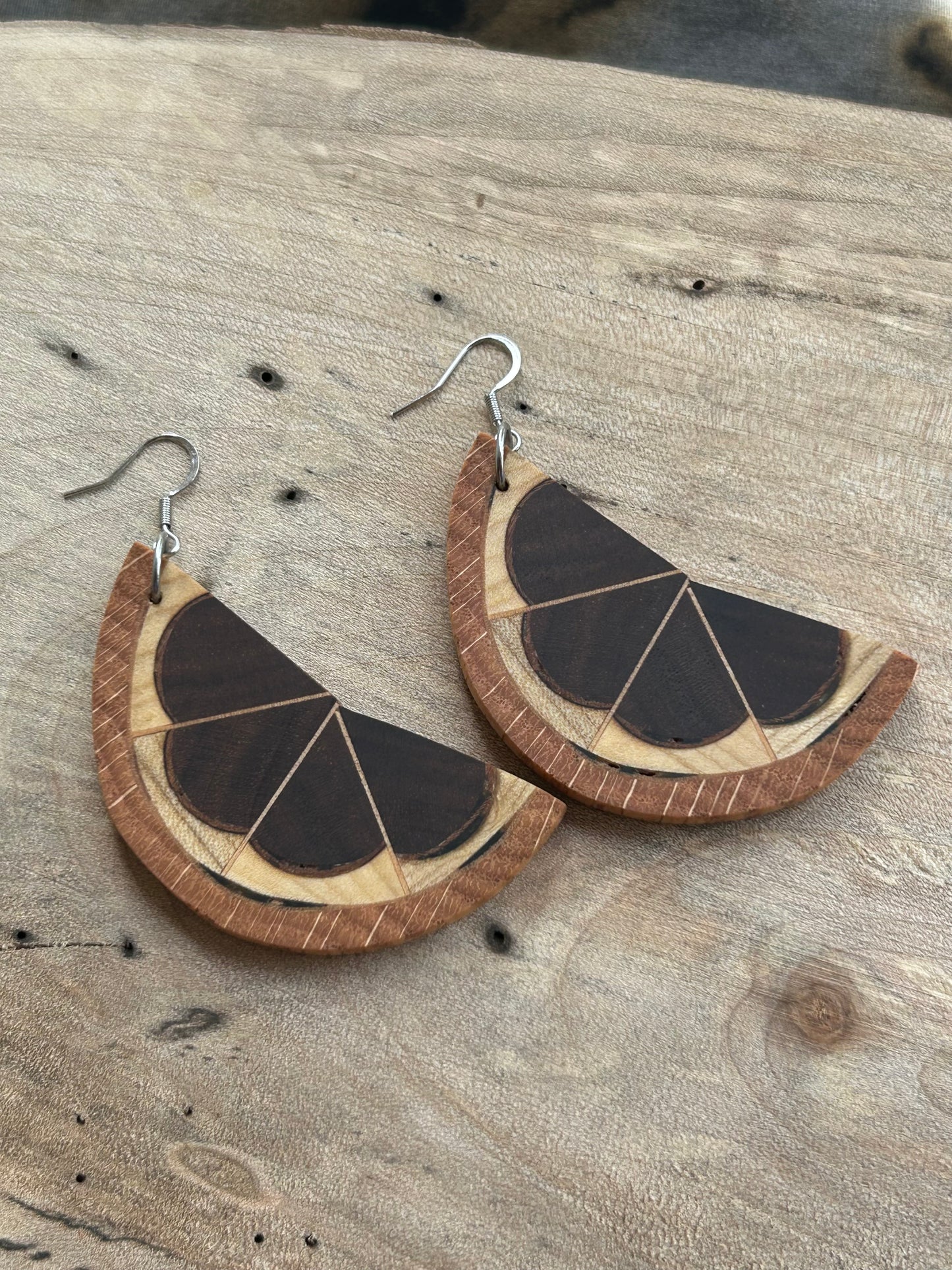 Walnut Fruit Slices