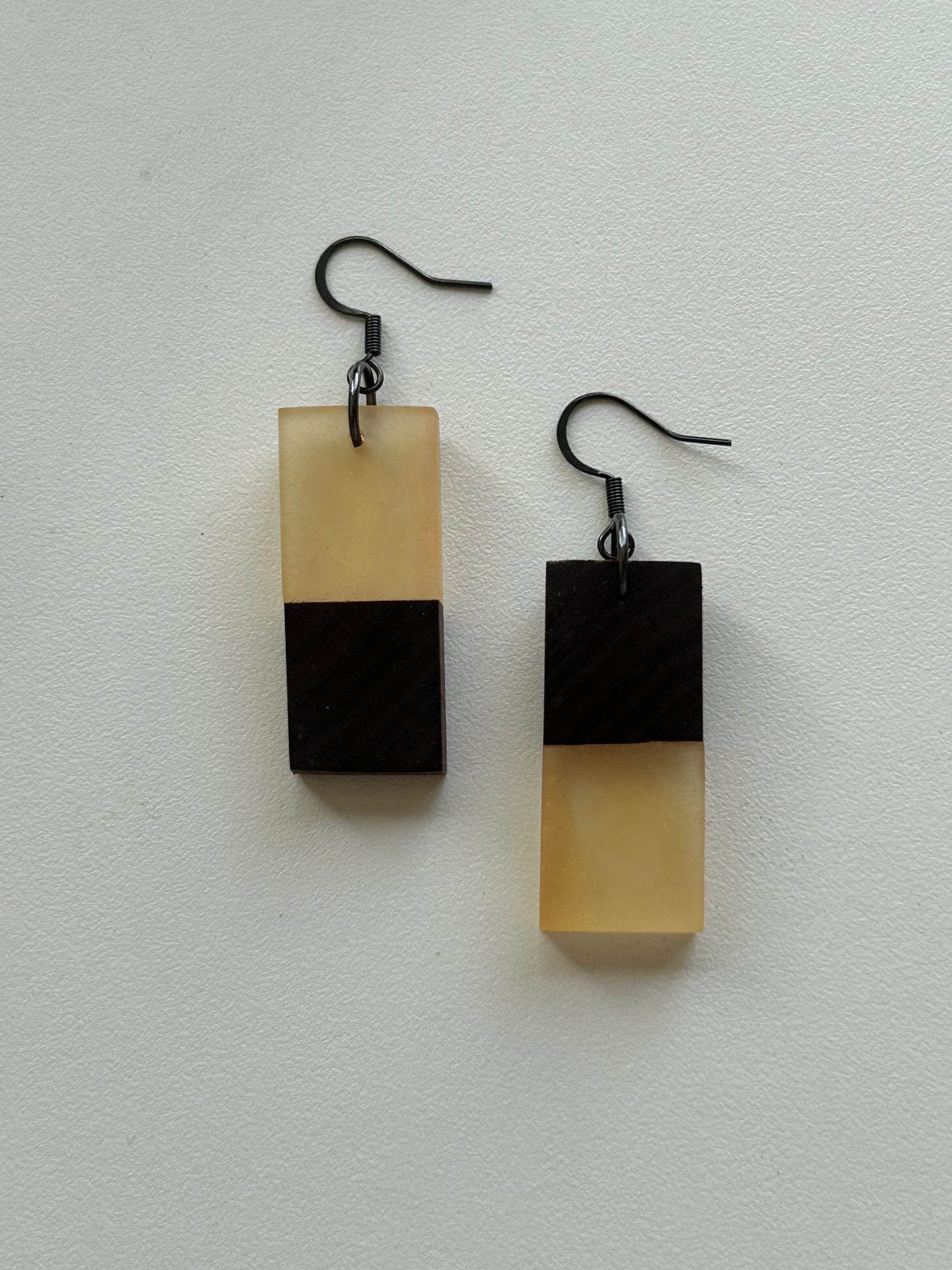 Walnut w/ Aureolin Yellow Opposite